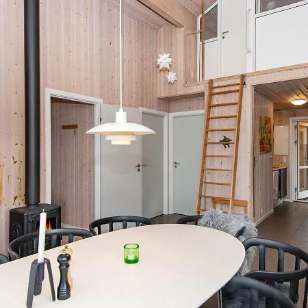 Vakantiehuis Three-bedroom Holiday In Ulfborg 16 Fjand Gårde