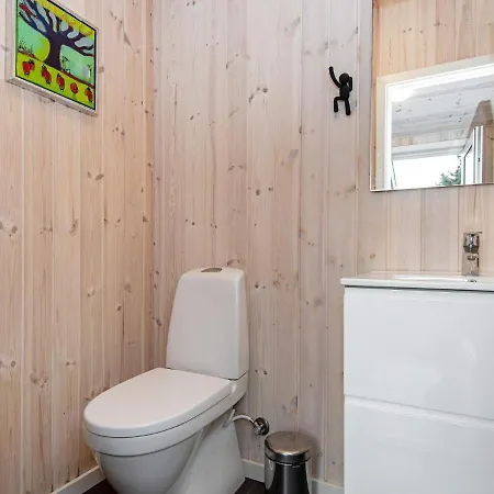 Three-bedroom Holiday In Ulfborg 16